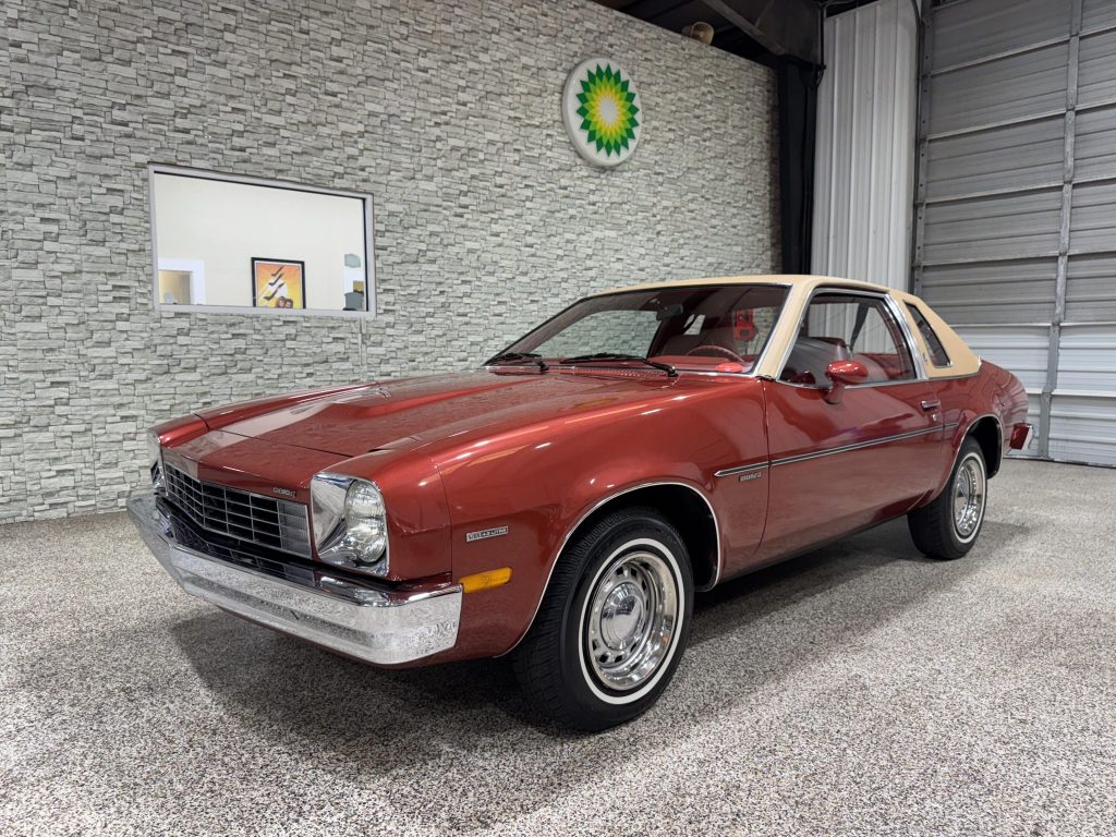 1975 Chevrolet Monza Towne Coupe V8